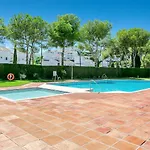 New Refurbished Gem Sea Views Pools Pool Bar Apartament