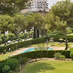 New Refurbished Gem Sea Views Pools Pool Bar *