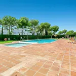 New Refurbished Gem Sea Views Pools Pool Bar *